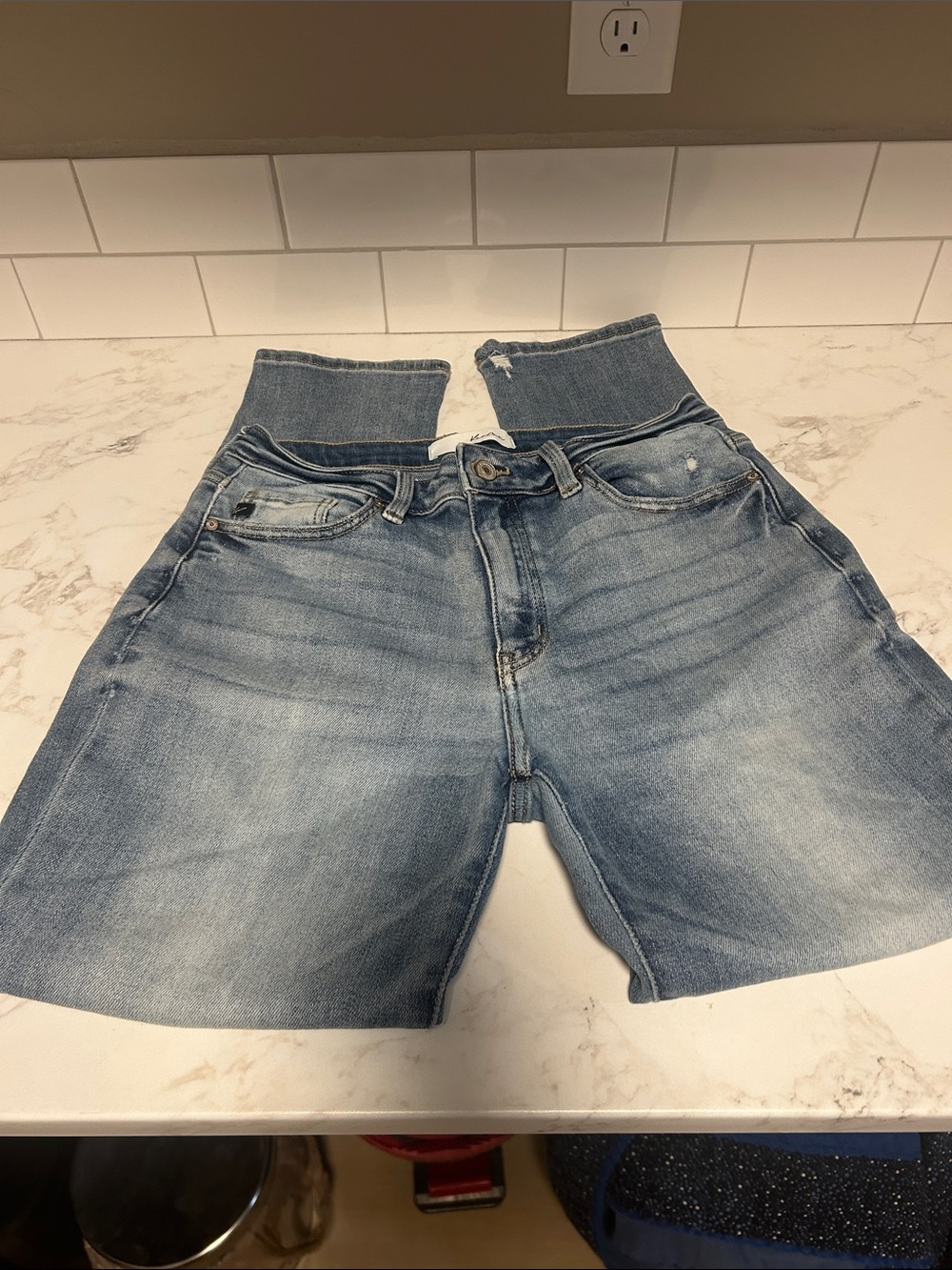 KanCan Light Blue skinny lightlydistressed jeans
